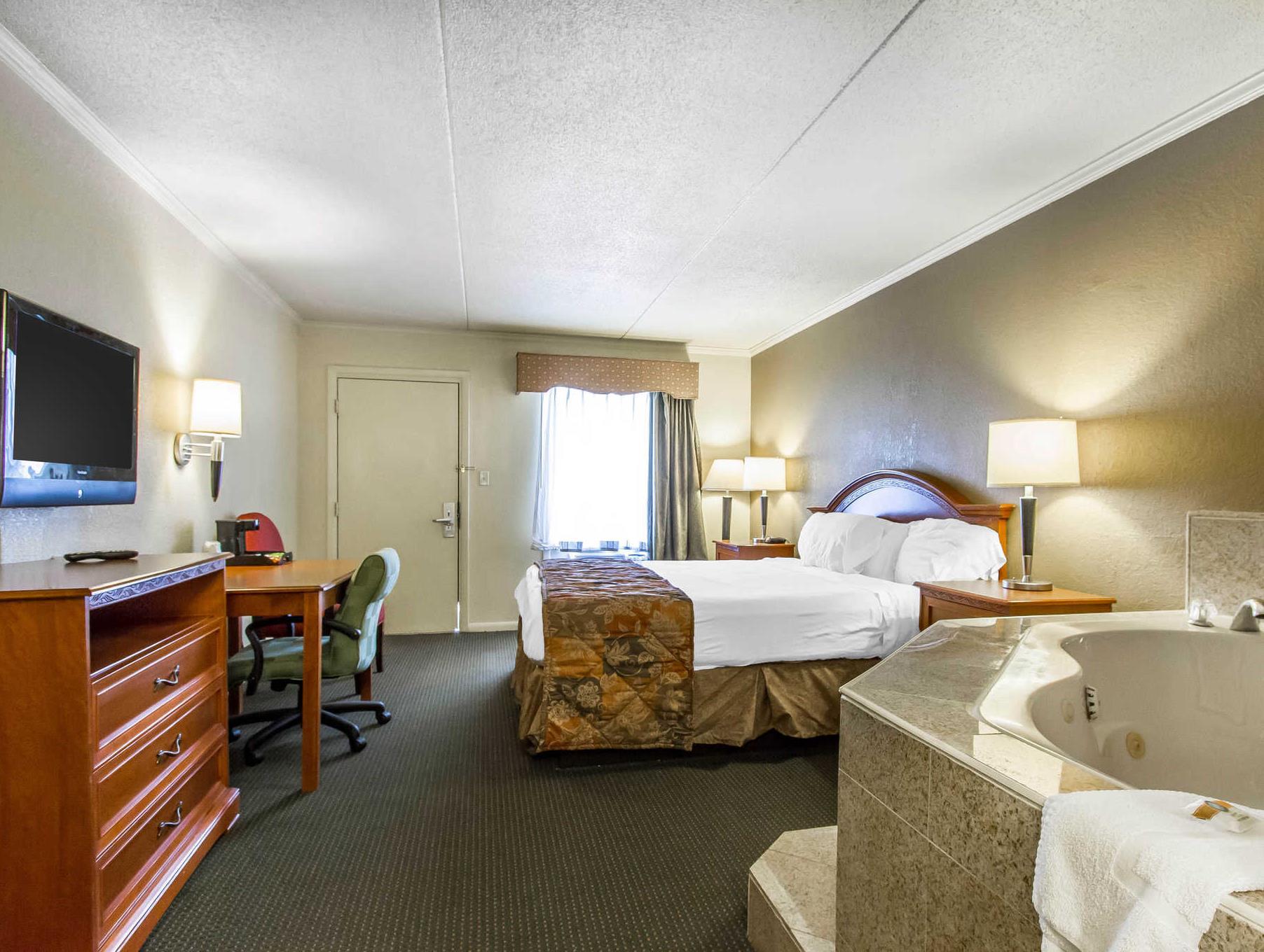 クオリティ イン マンチェスター ニア アーノルド AFB 写真