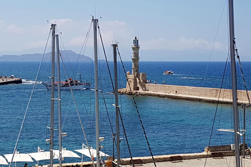 アンバサダーズ レジデンス ブティック ホテル チャニア 写真