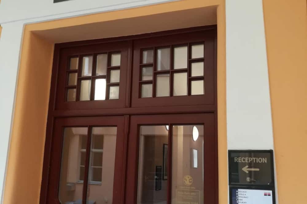 ホテル ズラタ ヴァハ 写真