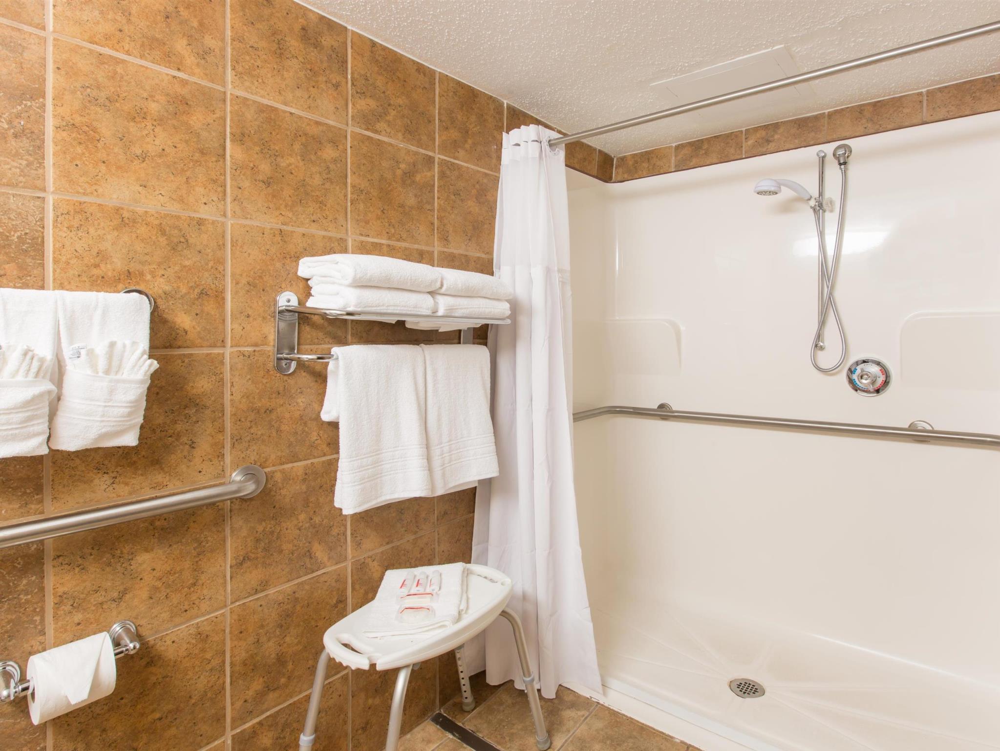 Ramada by Wyndham Sioux Falls Airport - Waterpark & Event Center 写真
