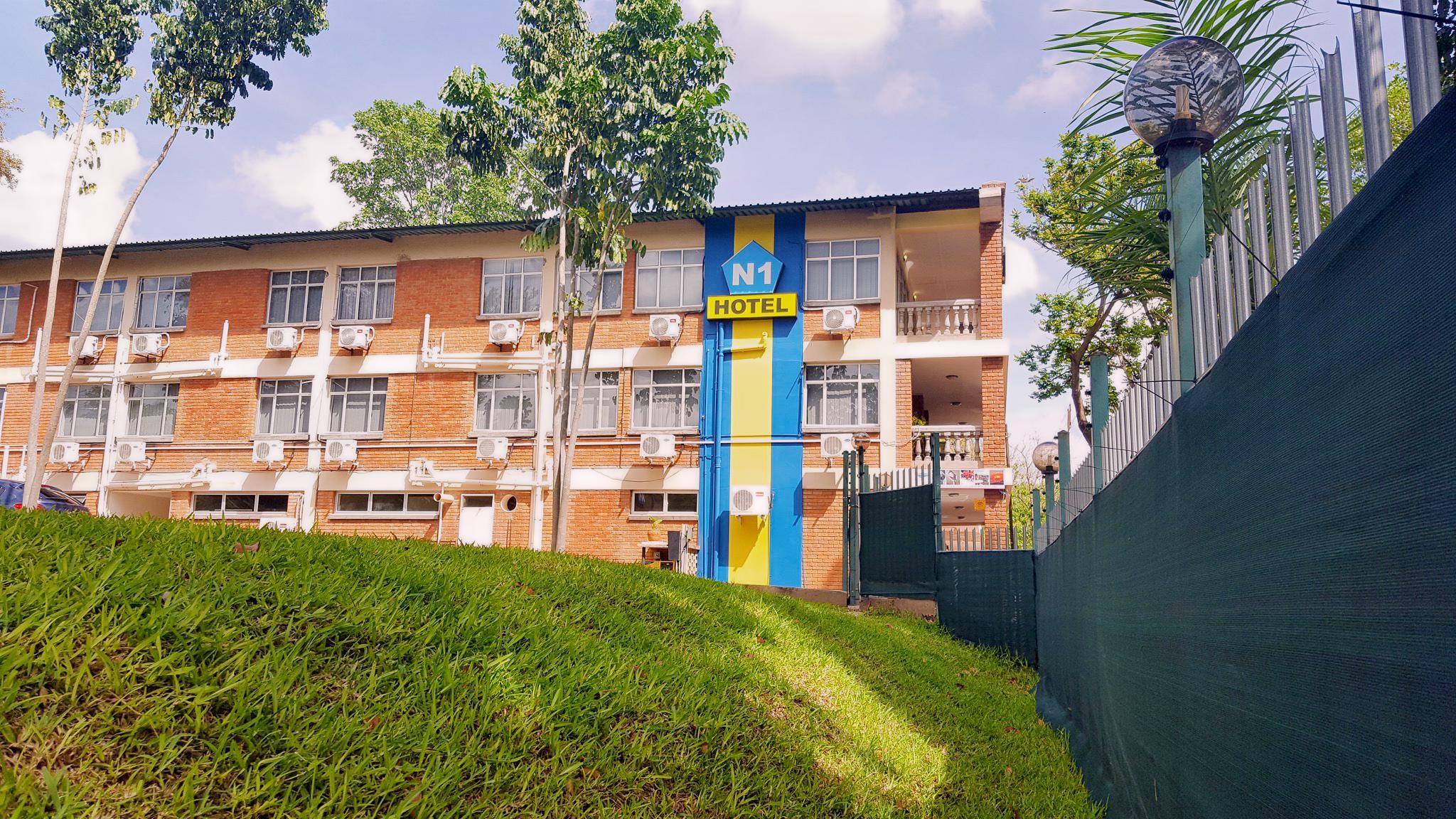 ザ N1 ホテル & キャンプサイト ビクトリア フォールズ 写真