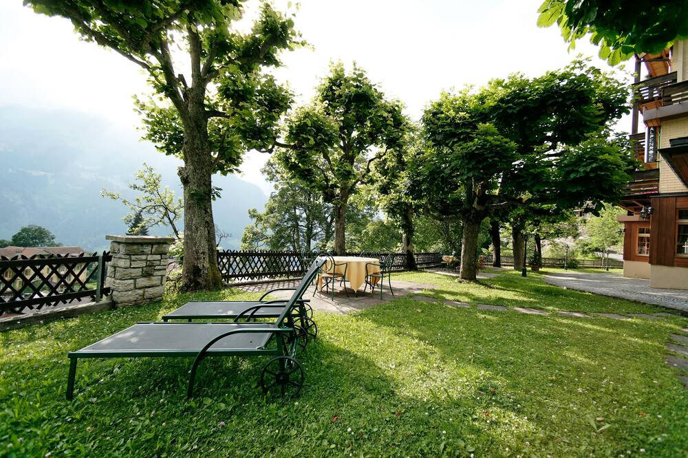 ホテル アルペンローズ ヴェンゲン 写真