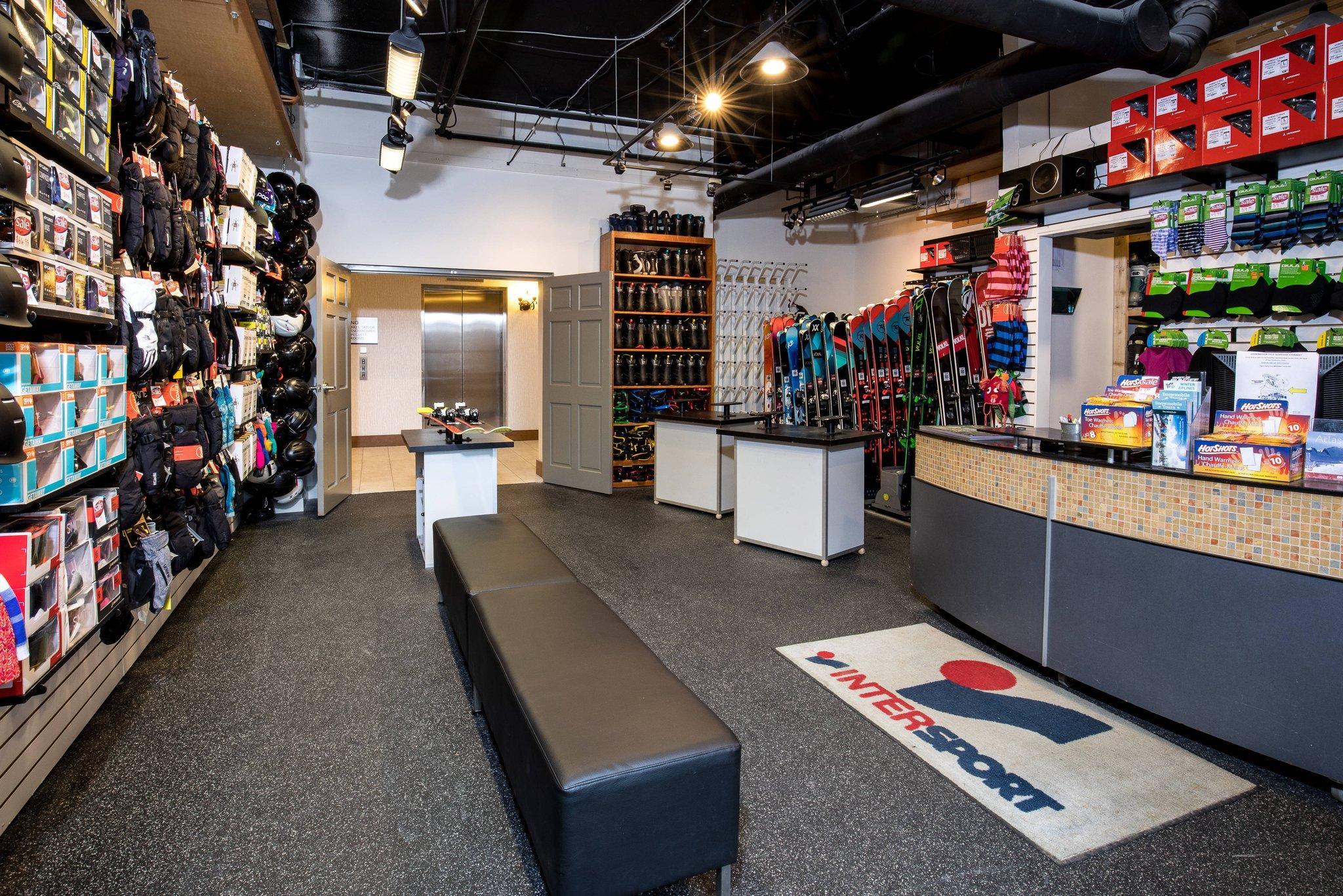 デルタ ホテルズ ウィスラー ビレッジ スイーツ 写真