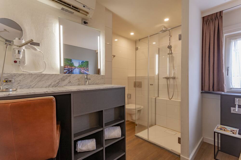 アベニュー ホテル 写真