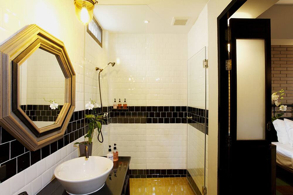 バーン チャート ホテル 写真