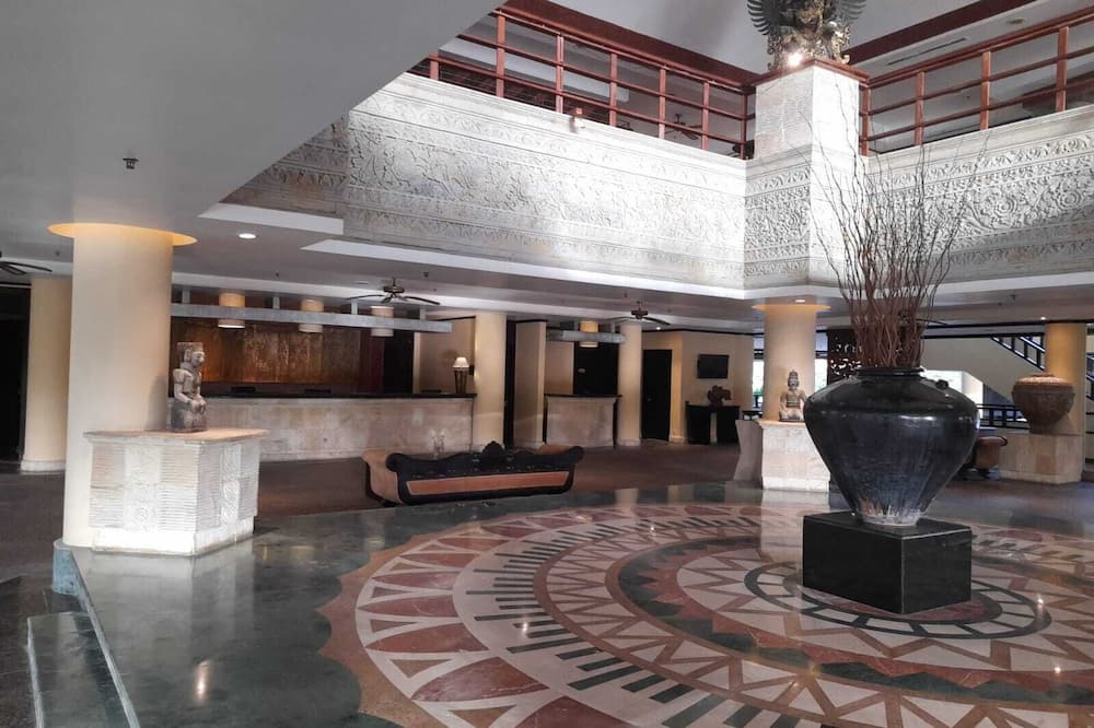 ザ ロイヤル ビーチ スミニャック バリ 写真