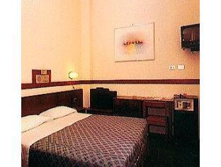 ホテル チェントラーレ バイロン 写真