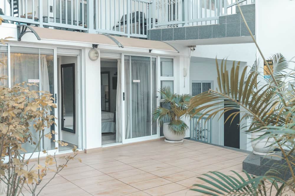 ビサイド スティル ウォーターズ ブティック ホテル 写真