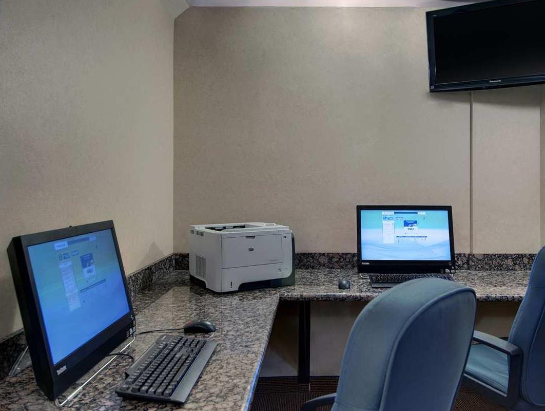 ハンプトン イン グレンデール ウェスト 写真