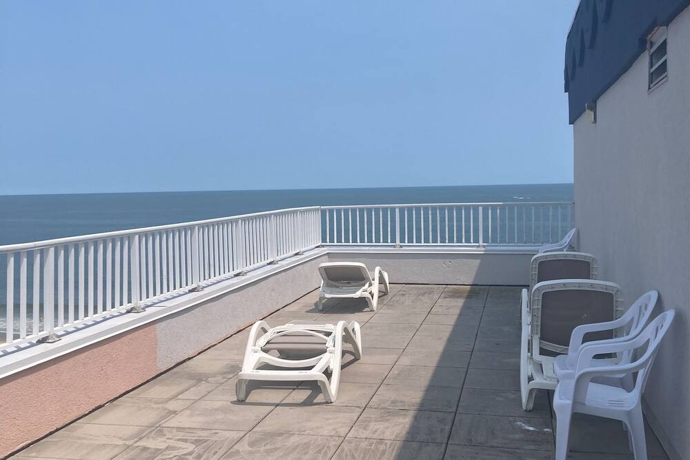 パラダイス プラザ イン 写真