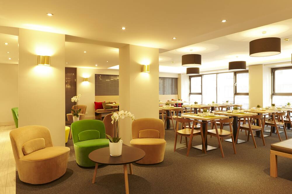 ホテル シュタフス 写真