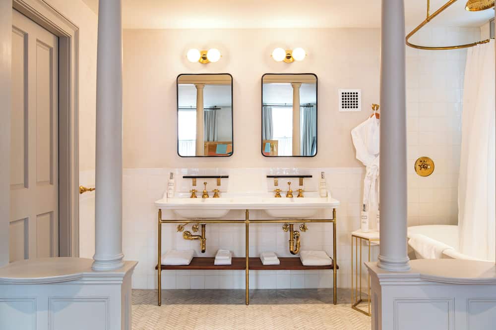 ホテル キンズリー 写真