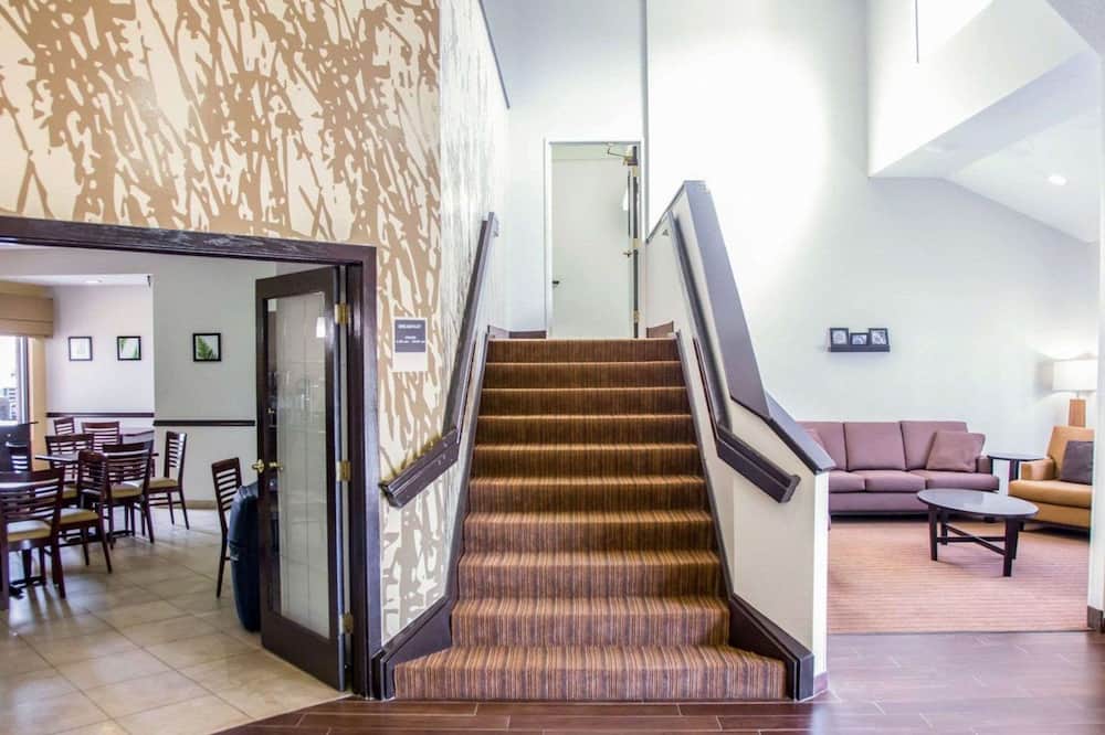 スリープ イン ティンリー パーク I-80、アンファシアター - コンベンションセンターの近く 写真