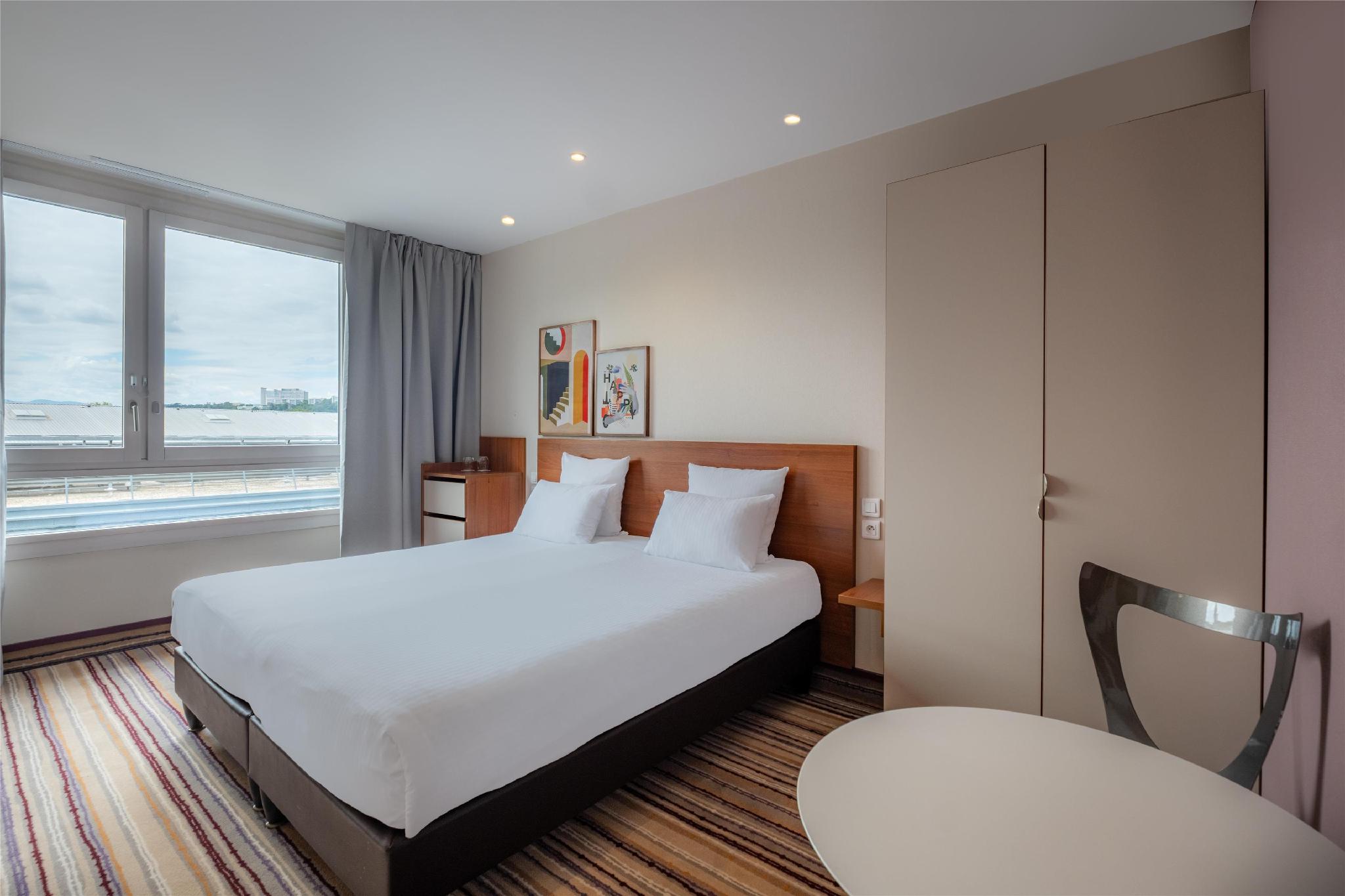 Spark by Hilton Lyon Ouest 写真