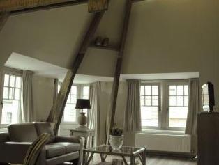 アパートメント プールトハイス 写真