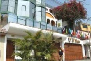 Hotel L'Baron Jockey Plaza Mall 写真