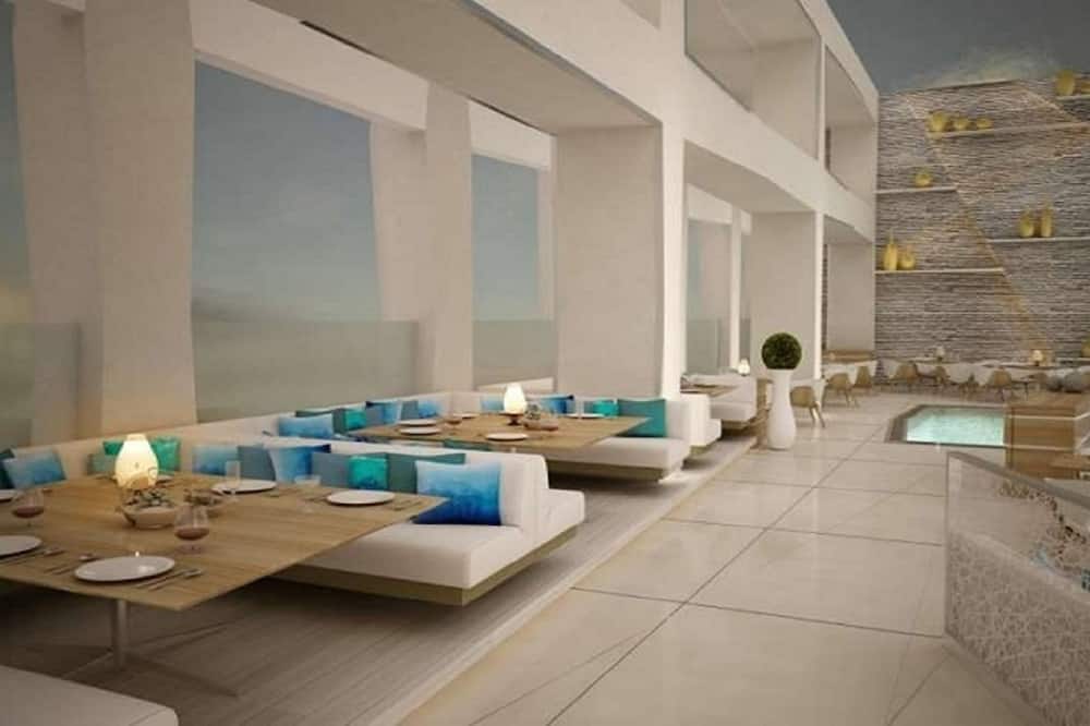 サヤージ ヴァドーダラー 写真