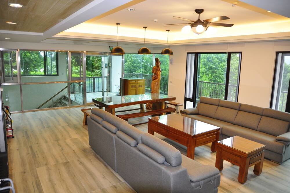 ワン シティー ワン バケーション ファーム 写真