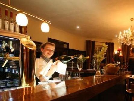 ゴルデネス ファス マイセン 写真