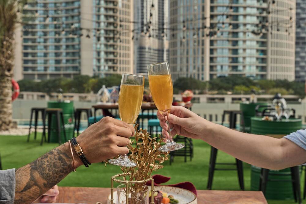 ソフィテル ドバイ ダウンタウン ホテル 写真