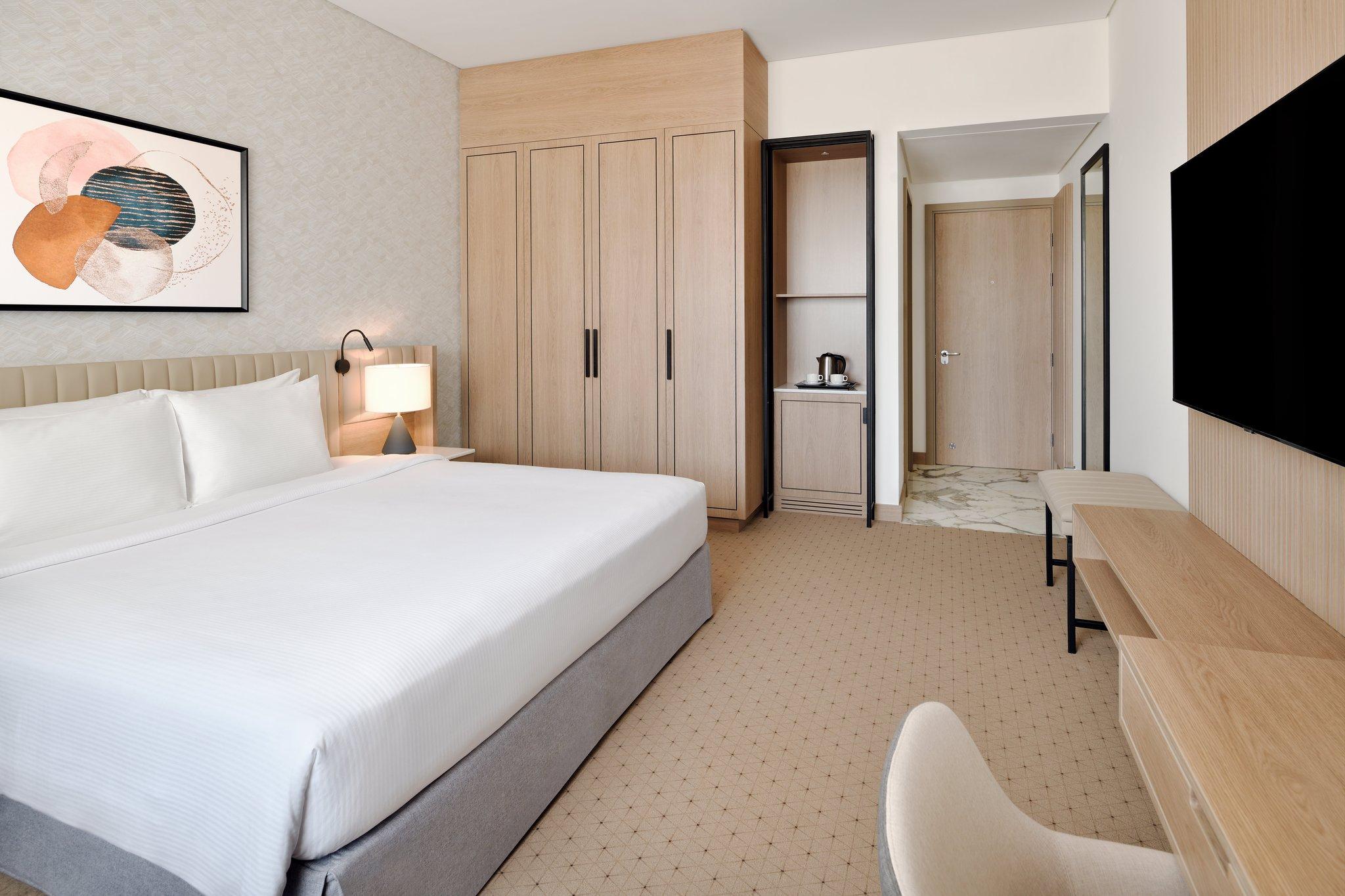 クラウンプラザ ドバイ ジュメイラ バイ IHG 写真
