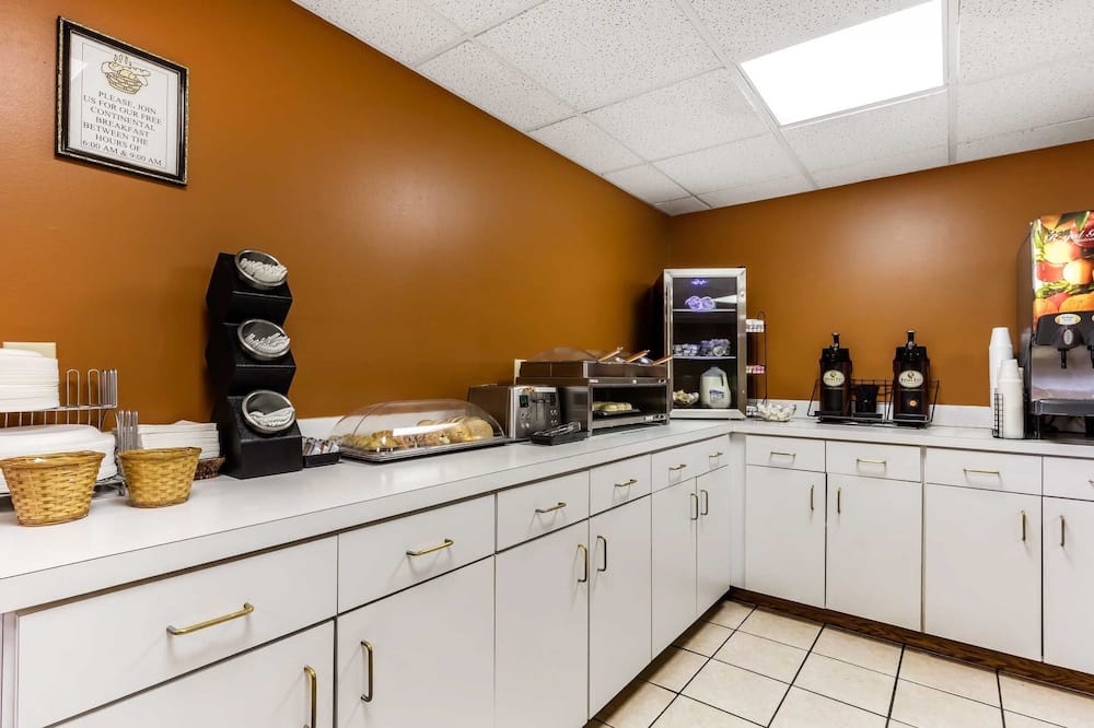 エコノ ロッジ イン & スイーツ ディクソン 写真