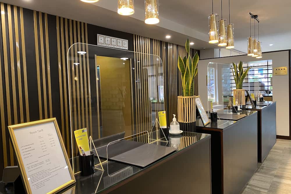 アクラ シティ ホテル 写真