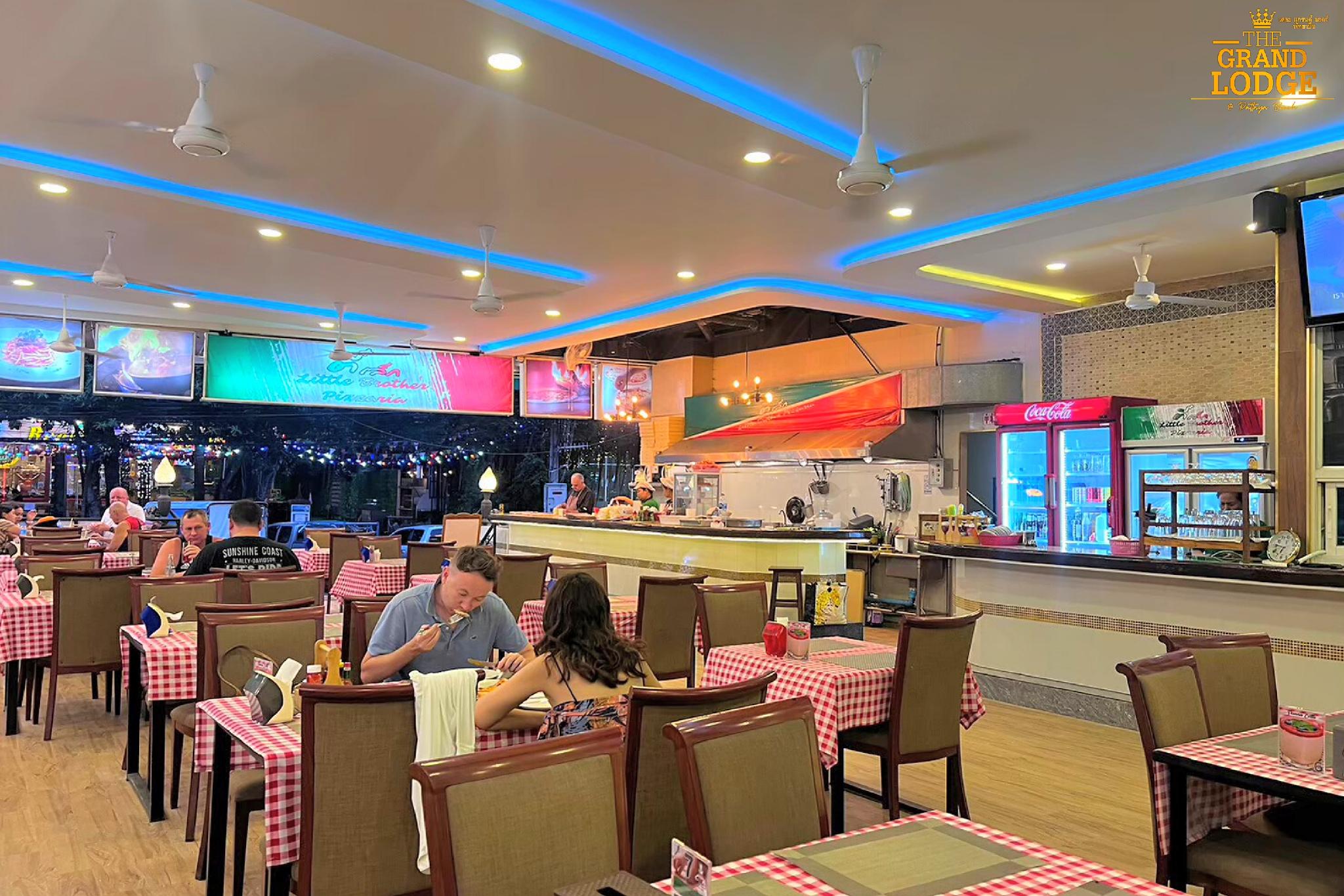 ザ グランド ロッジ パタヤ 写真