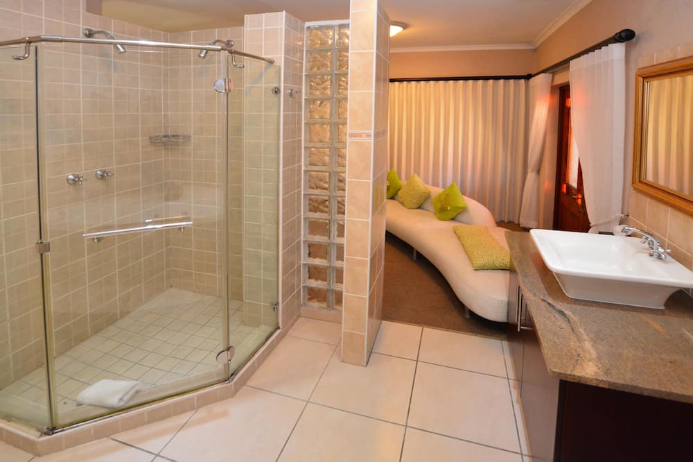 バルモラル ロッジ 写真