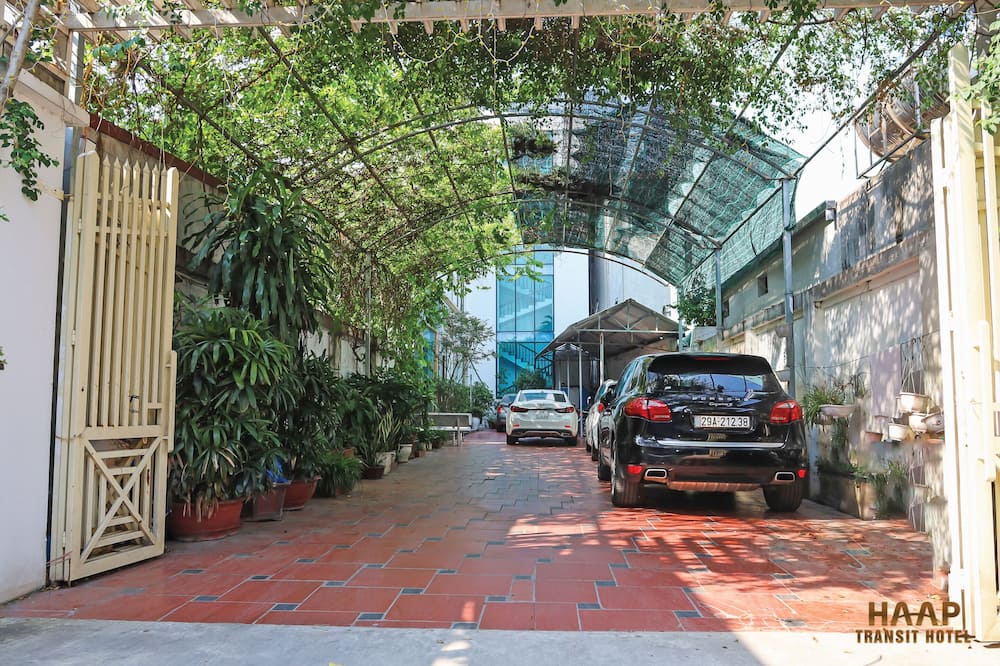 ハープ トランジット ホテル 写真