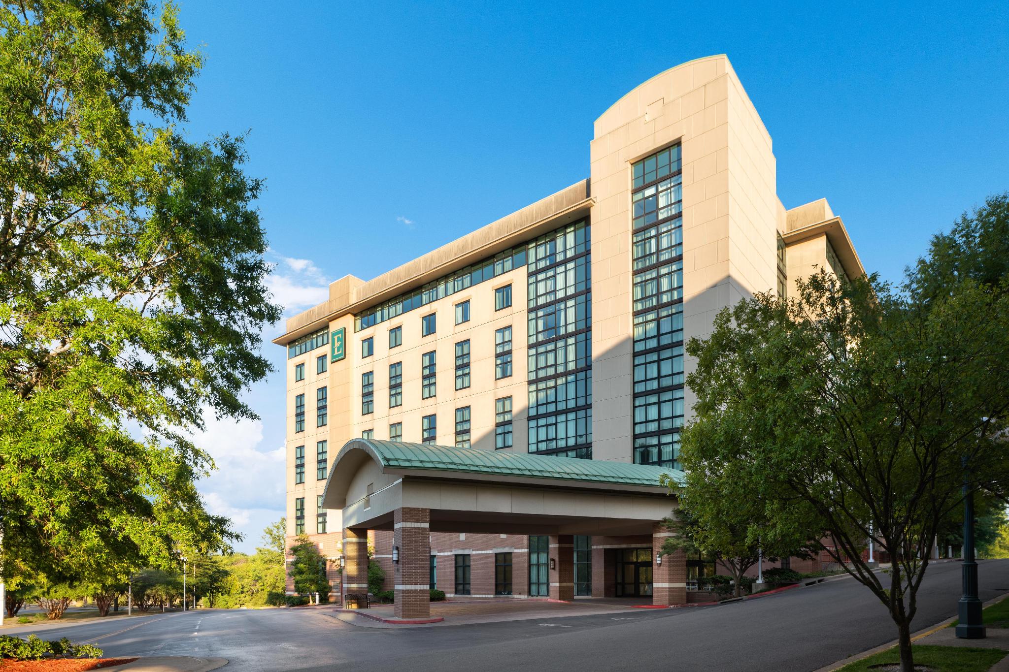 Embassy Suites by Hilton at Hot Springs Convention Center 写真