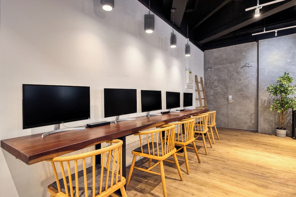 ハビット カダ アット マックスウェル シンガポール 写真