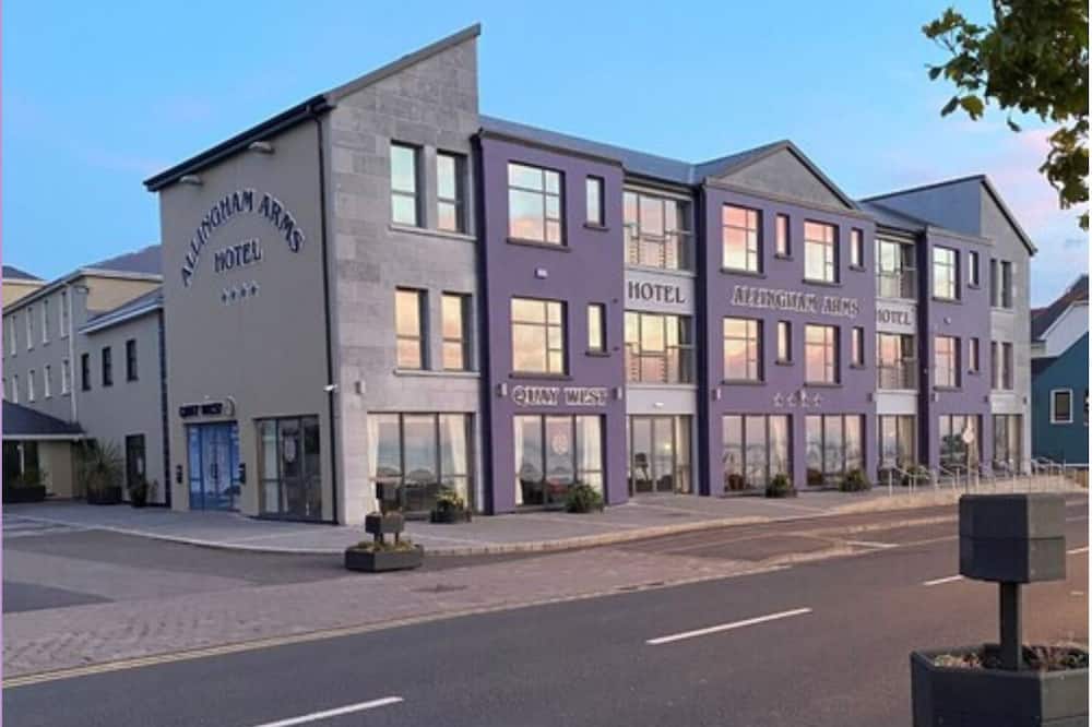 アリングハム アームズ ホテル 写真