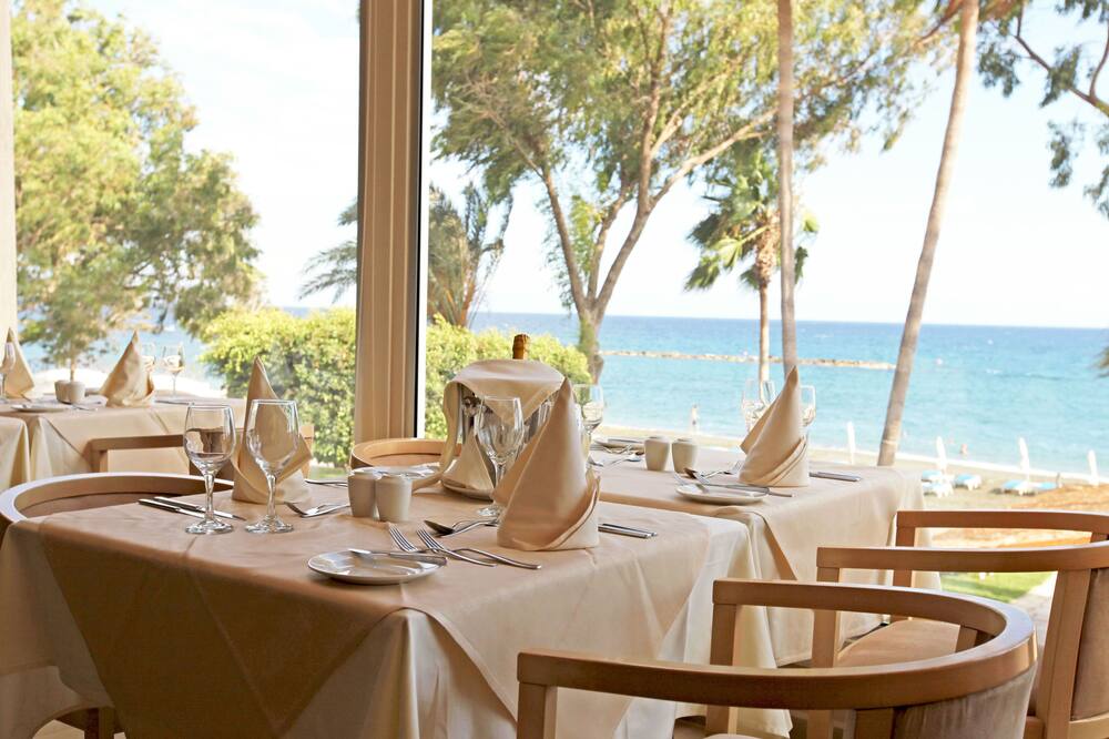 Poseidonia Beach Hotel 写真