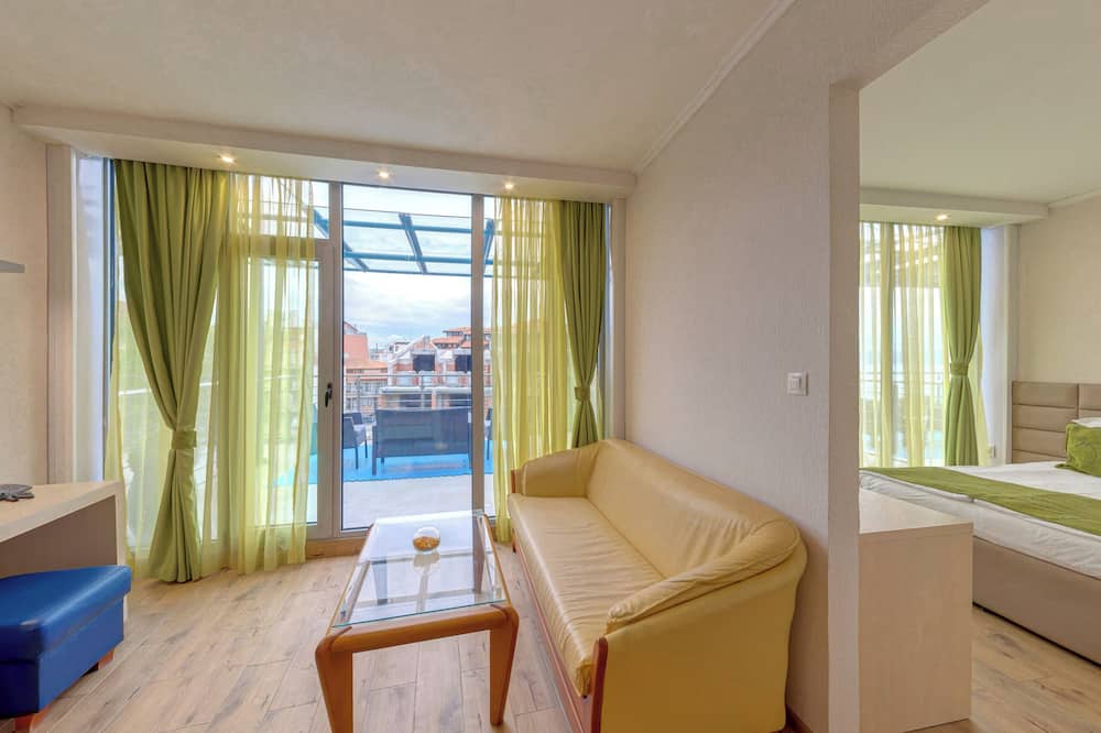 ソル マリーナ パレス 写真