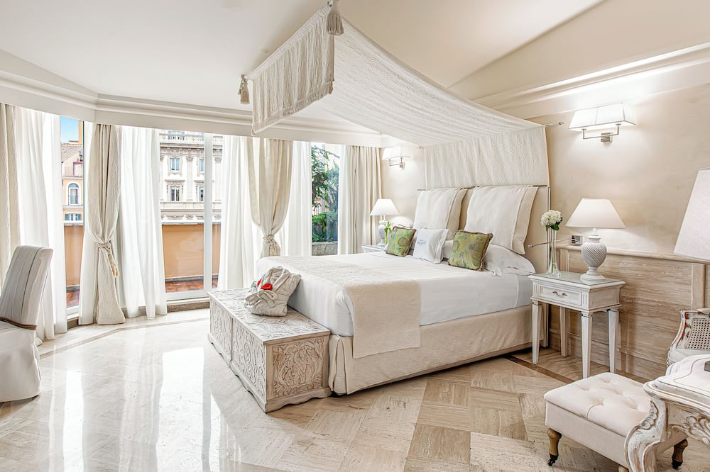 ホテル バロッコ 写真