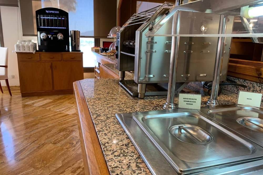 ロイヤル プラザ ホテル 写真