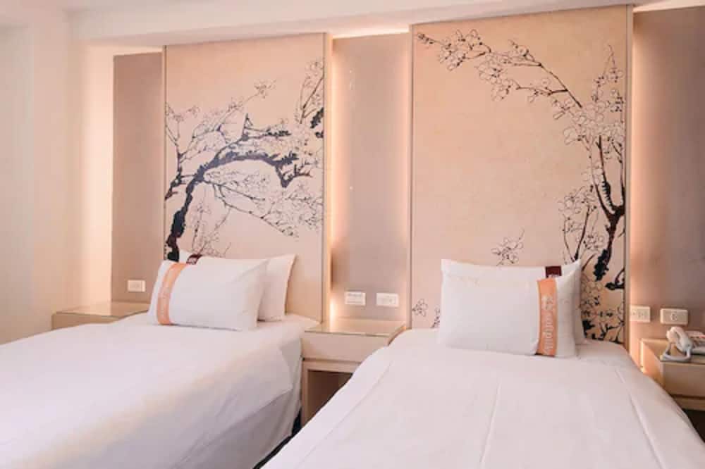 キウイ エクスプレス ホテル カオシュン ステーション 写真