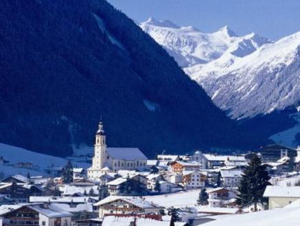 ホテル ストゥバイタルホフ 写真