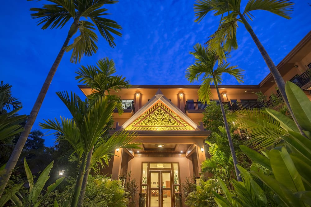 クープレイ ホテル 写真