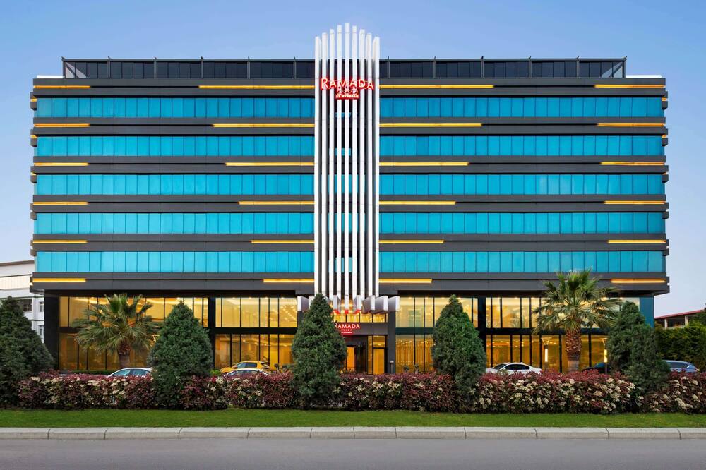 ラマダ プラザ バイ ウィンダム サムスン 写真