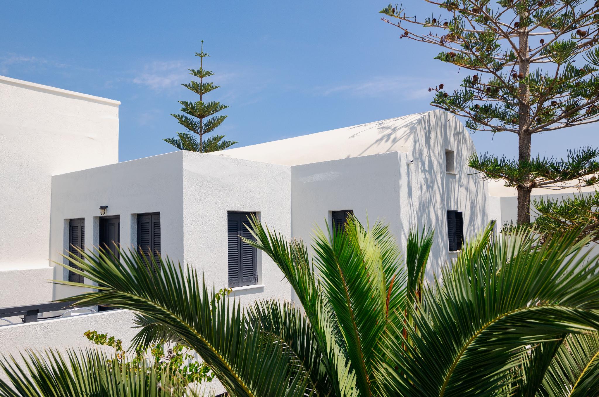 スコルピオス ビーチ サントリーニ 写真