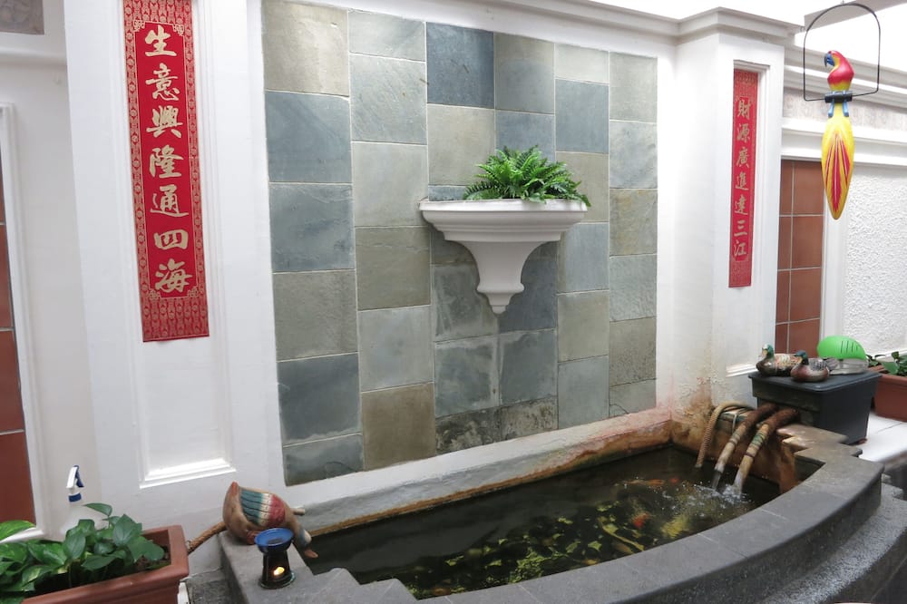 ペラ ホテル 写真