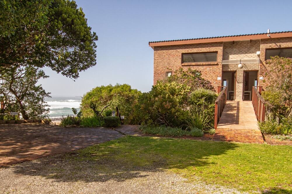 アーチロック リゾート 写真