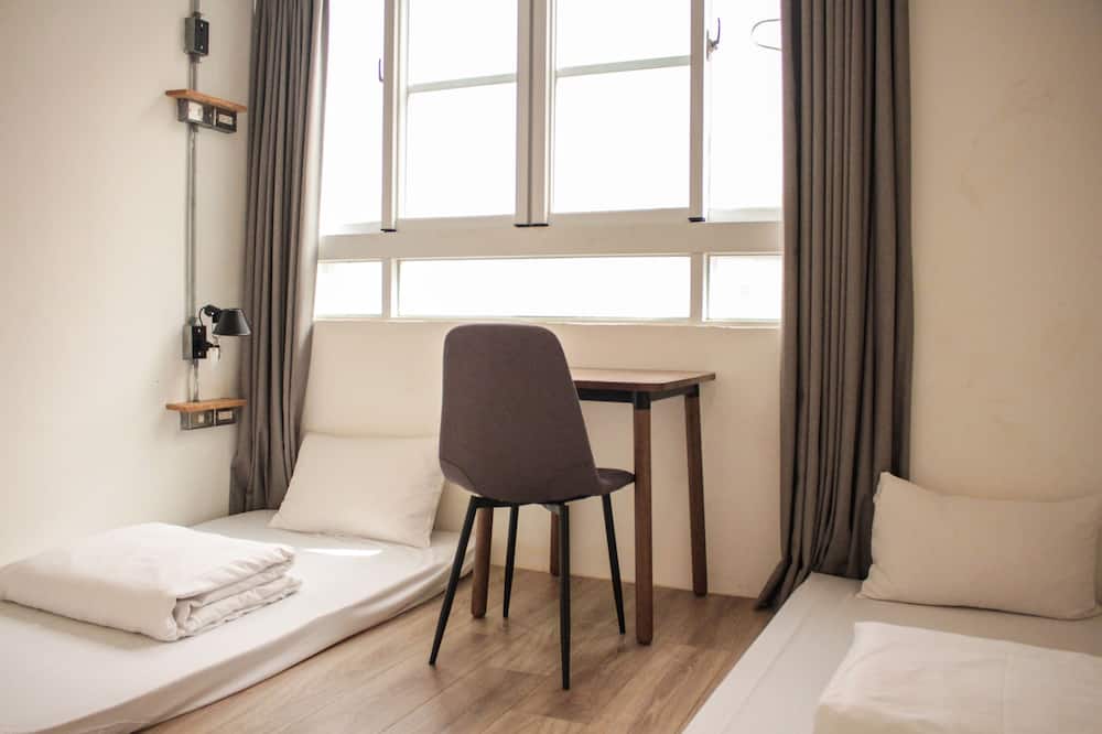 ライト ホステル ジャーイー 写真