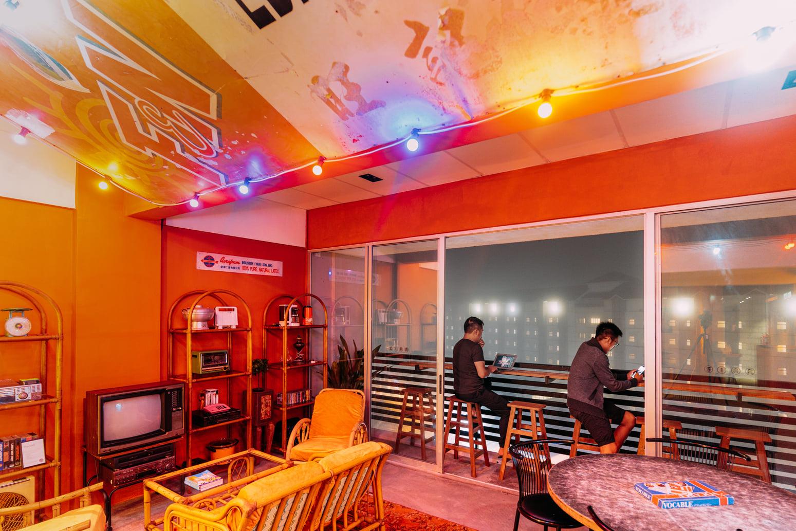 Walk-Up To SIAR - Children Not Allowed 写真