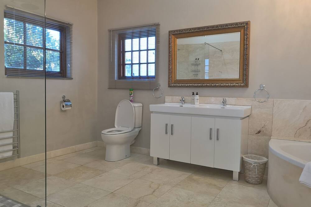 バルドール エステイト 写真