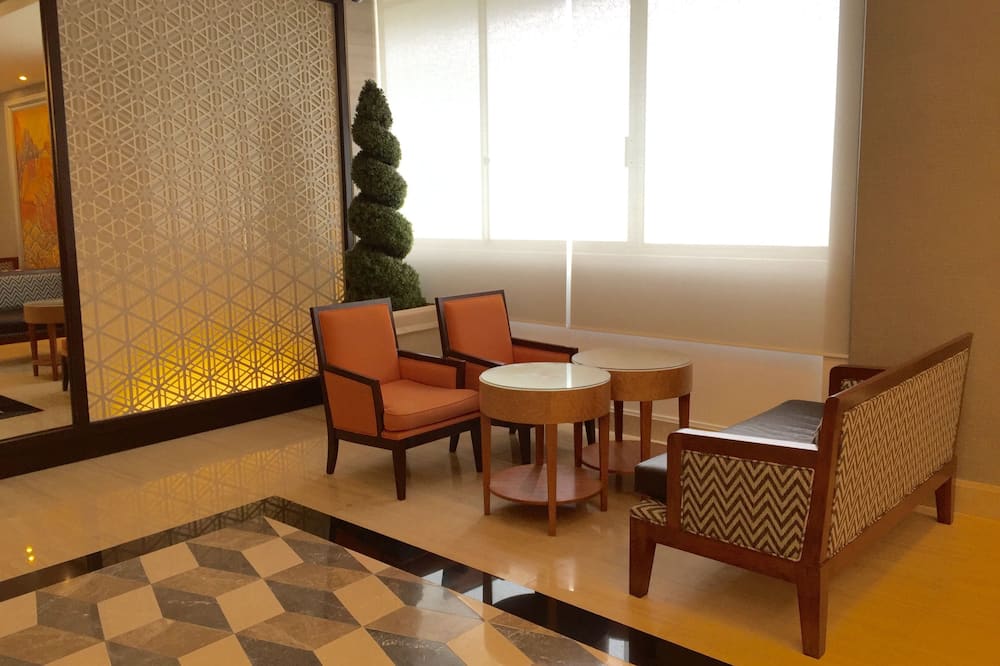 インドラ リージェント ホテル 写真