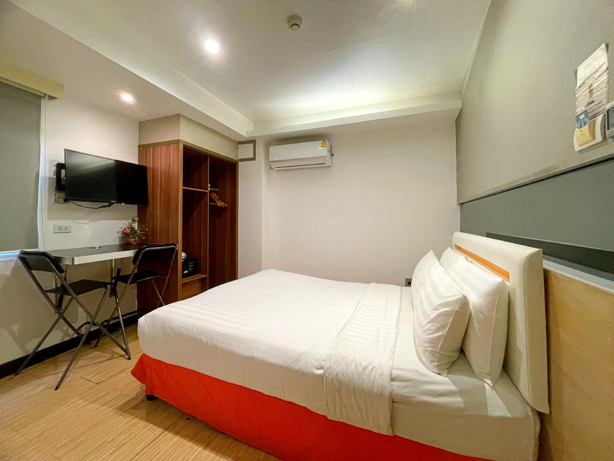 アラワナ エクスプレス プロンポン 写真