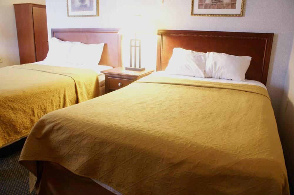 ラリタン ホテル 写真